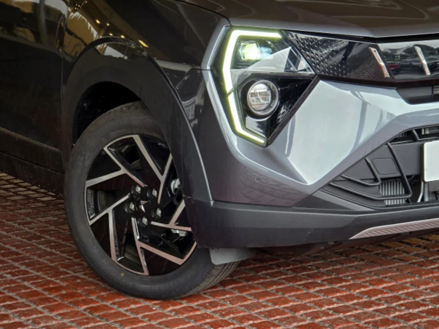 Used 2025 Mahindra XUV 3XO 1.2T AX7L - Bidvest McCarthy Nissan Woodmead Used 2025 Mahindra XUV 3XO 1.2T AX7L - Bidvest McCarthy Nissan Woodmead
