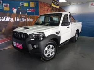 Used 2025 Mahindra Pik Up 2.2CRDe single cab 4x4 S4