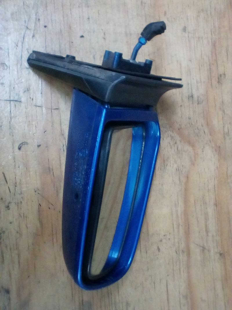 Second Hand Right Mirror For MAZDA RUSTLER 1600 DRIFTER P/U S/C
