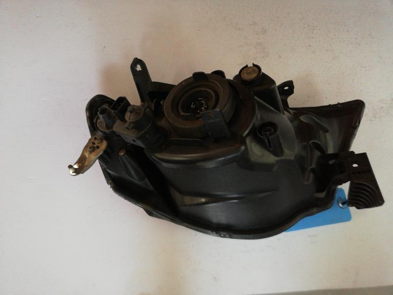 Second Hand Left Headlamp For MITSUBISHI TRITON 2.5 DI-D 4X4 P/U D/C
