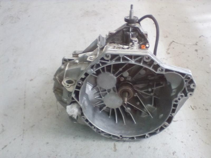 Second Hand Gearbox Complete For NISSAN INTERSTAR 2.5 dCi HR F/C P/V