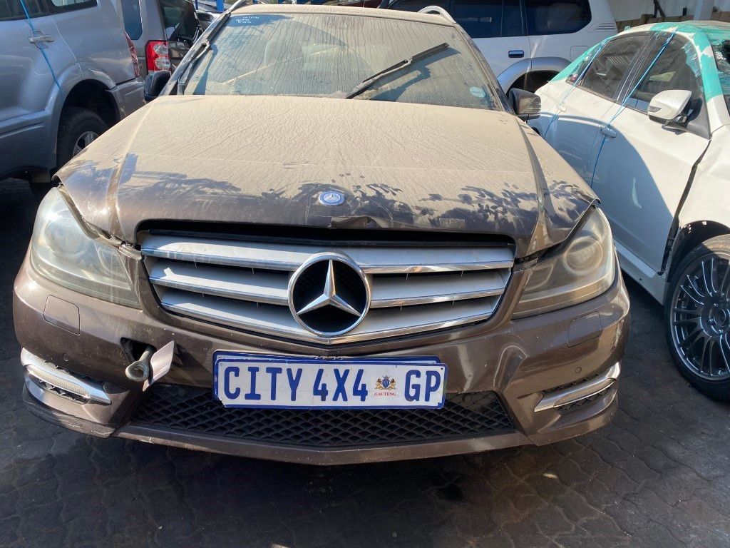 Used 2012 MERCEDES BENZ C200 CDi