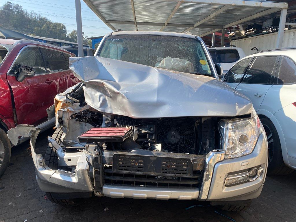 Used 2019 MITSUBISHI PAJERO