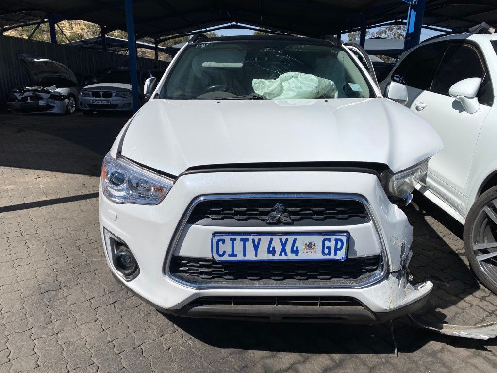 Used 2015 MITSUBISHI ASX