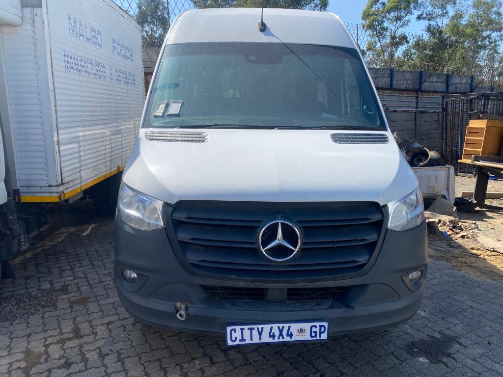 Used 2021 MERCEDES BENZ SPRINTER 519