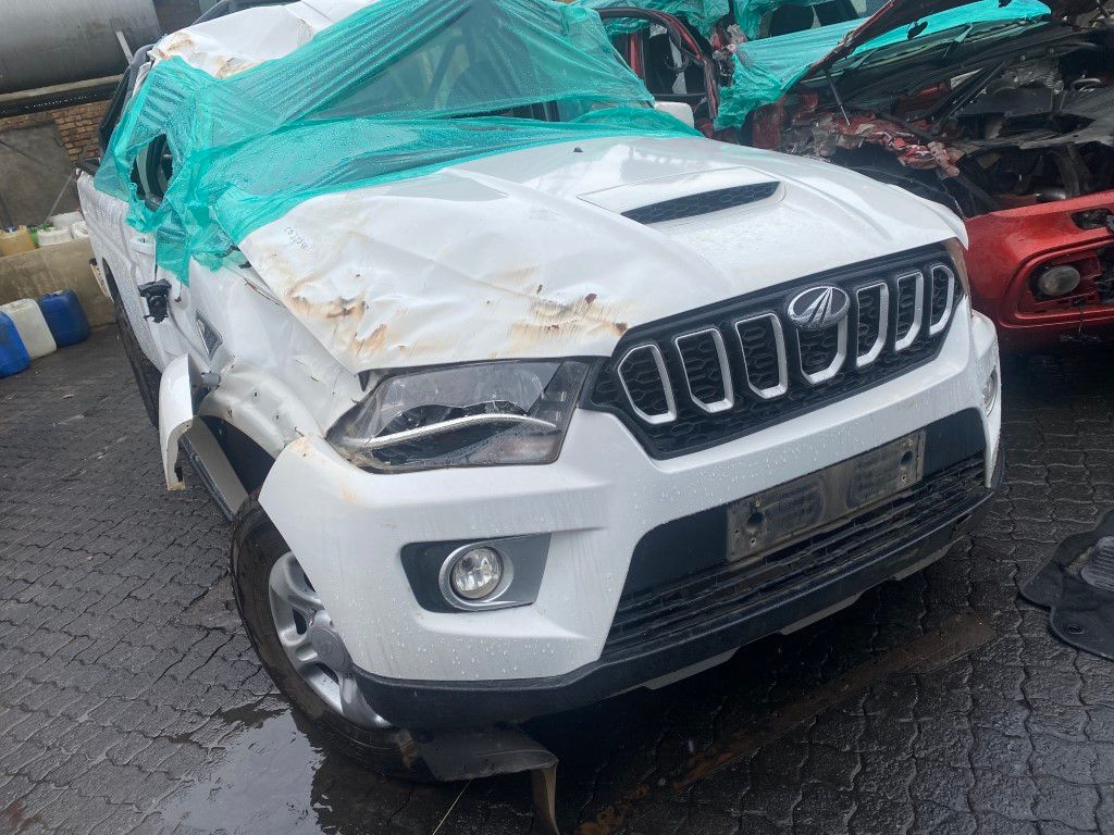 Used 2022 MAHINDRA PICK UP