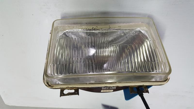 Second Hand Left Headlamp For Mahindra Alfa 400