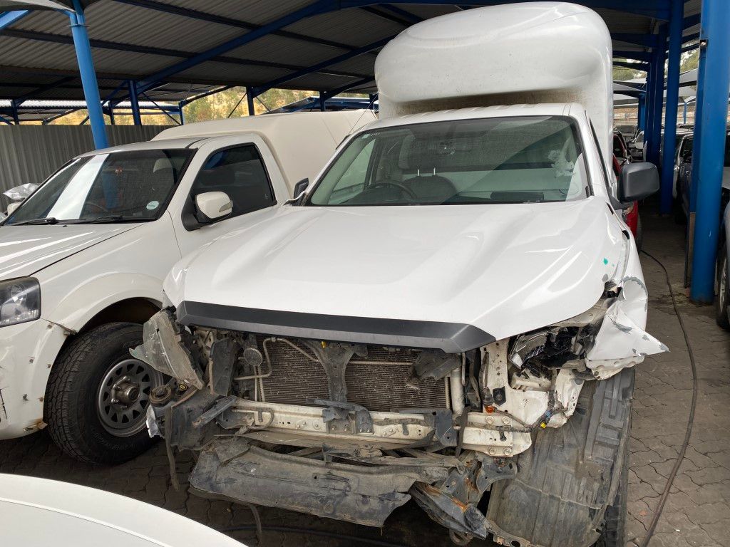 Used 2022 NISSAN NAVARA 2.5 DE XE