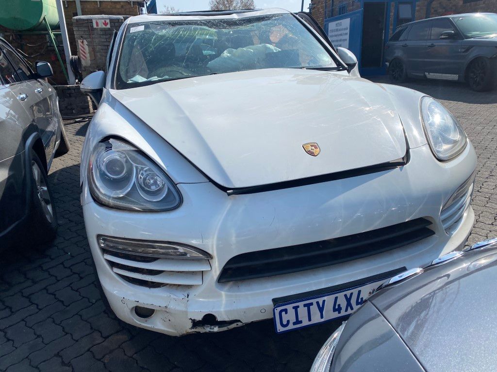 Used 2013 PORSCHE CAYENNE DIESEL GEN2