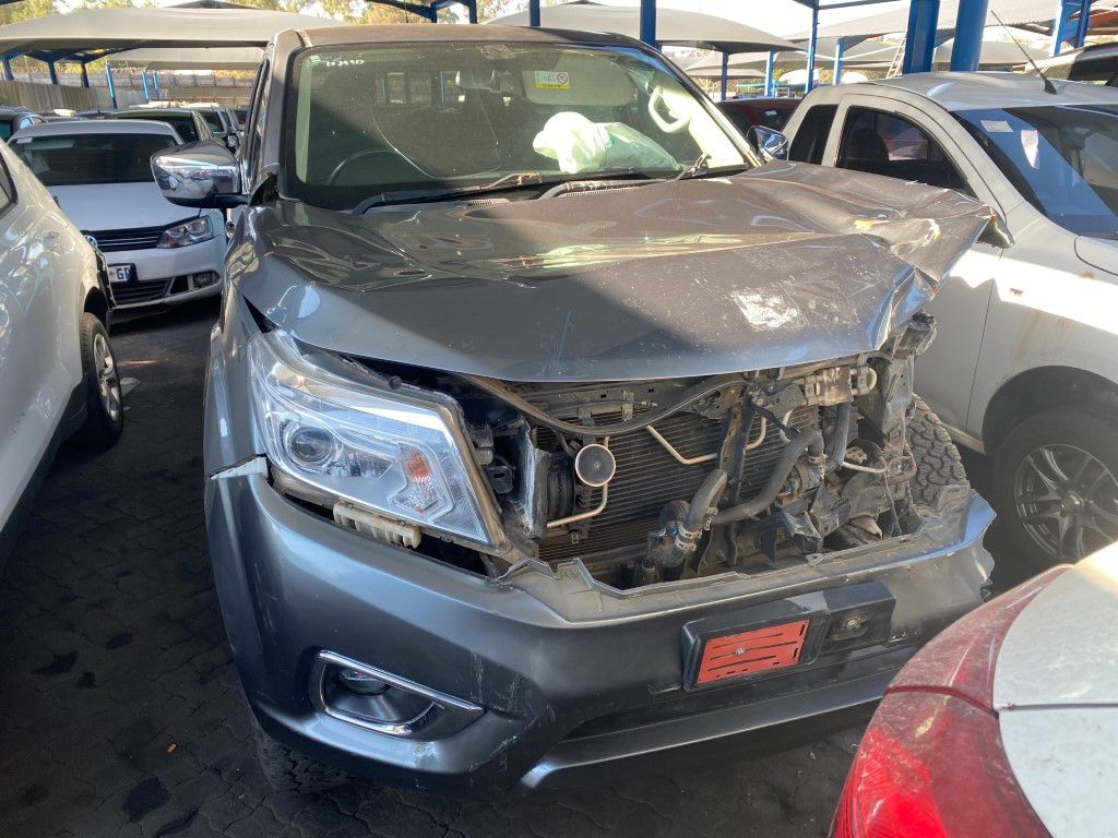 Used 2020 NISSAN NAVARA