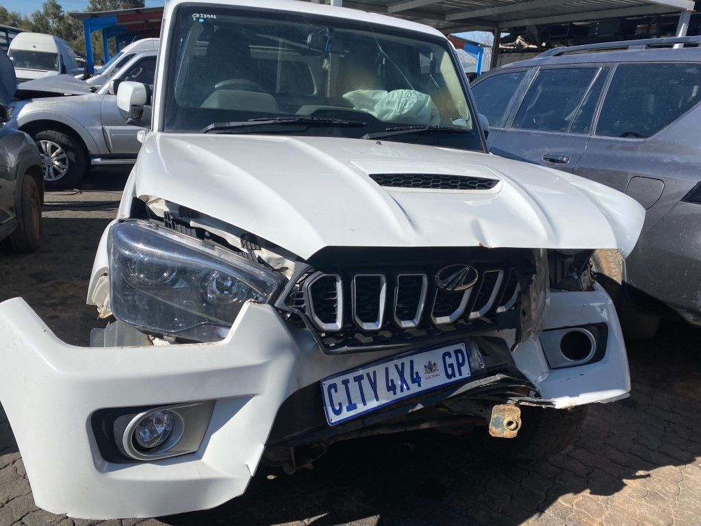Used 2024 MAHINDRA PIK UP 2.2