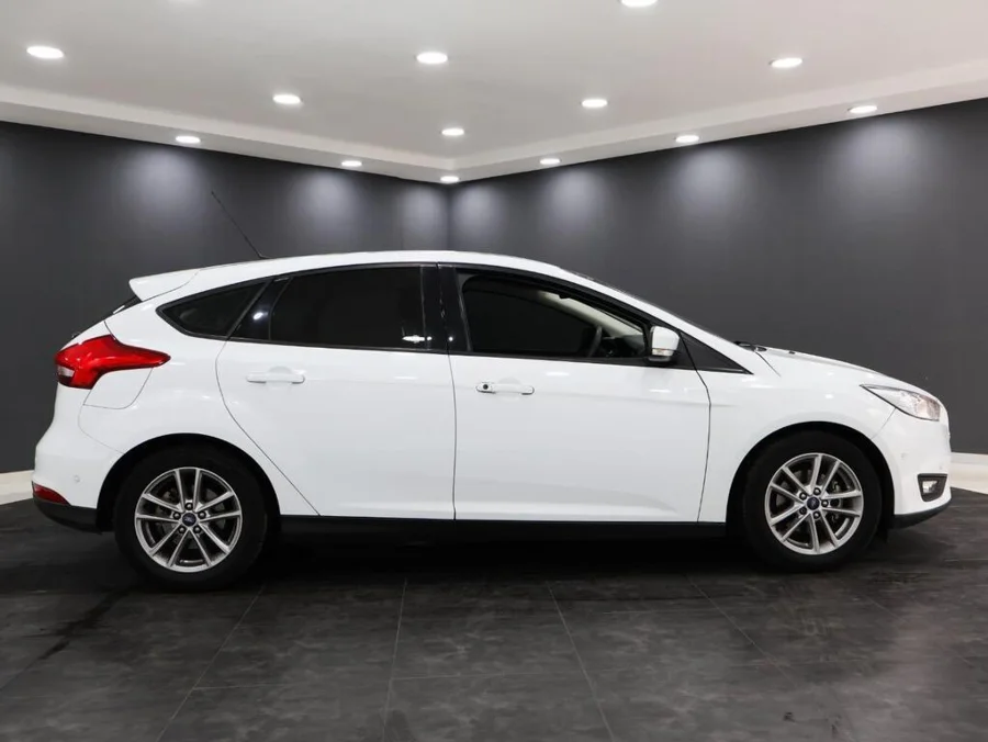 Used 2015 Ford Focus hatch 1.5T Trend - ICar Gezina Used 2015 Ford Focus hatch 1.5T Trend - ICar Gezina