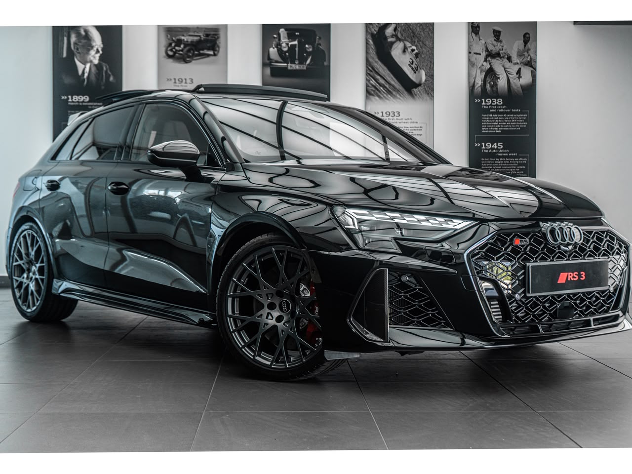 New 2025 Audi RS3 Sportback quattro Carbon Edition