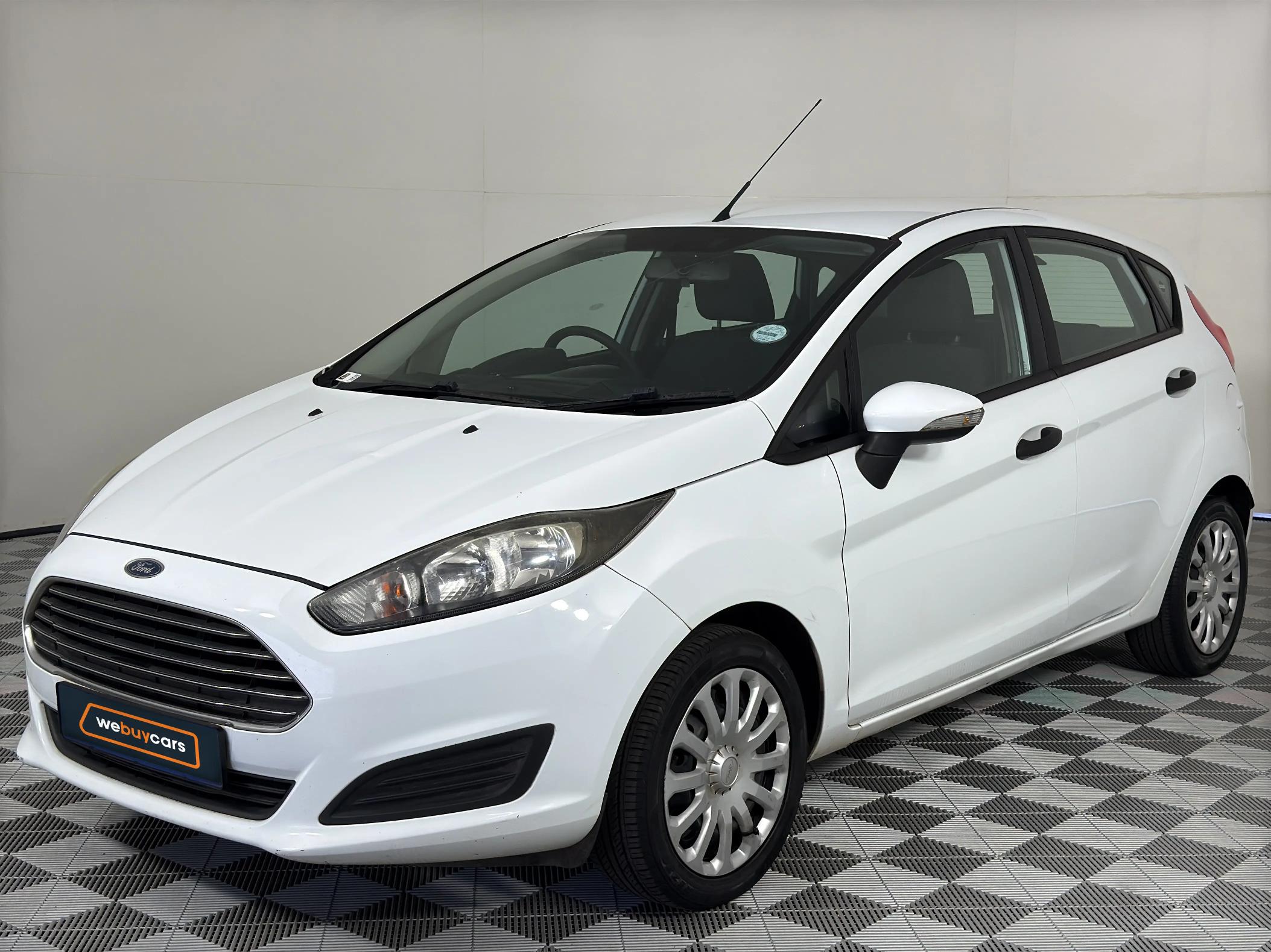 Used 2015 Ford Fiesta 5-door 1.4 Ambiente