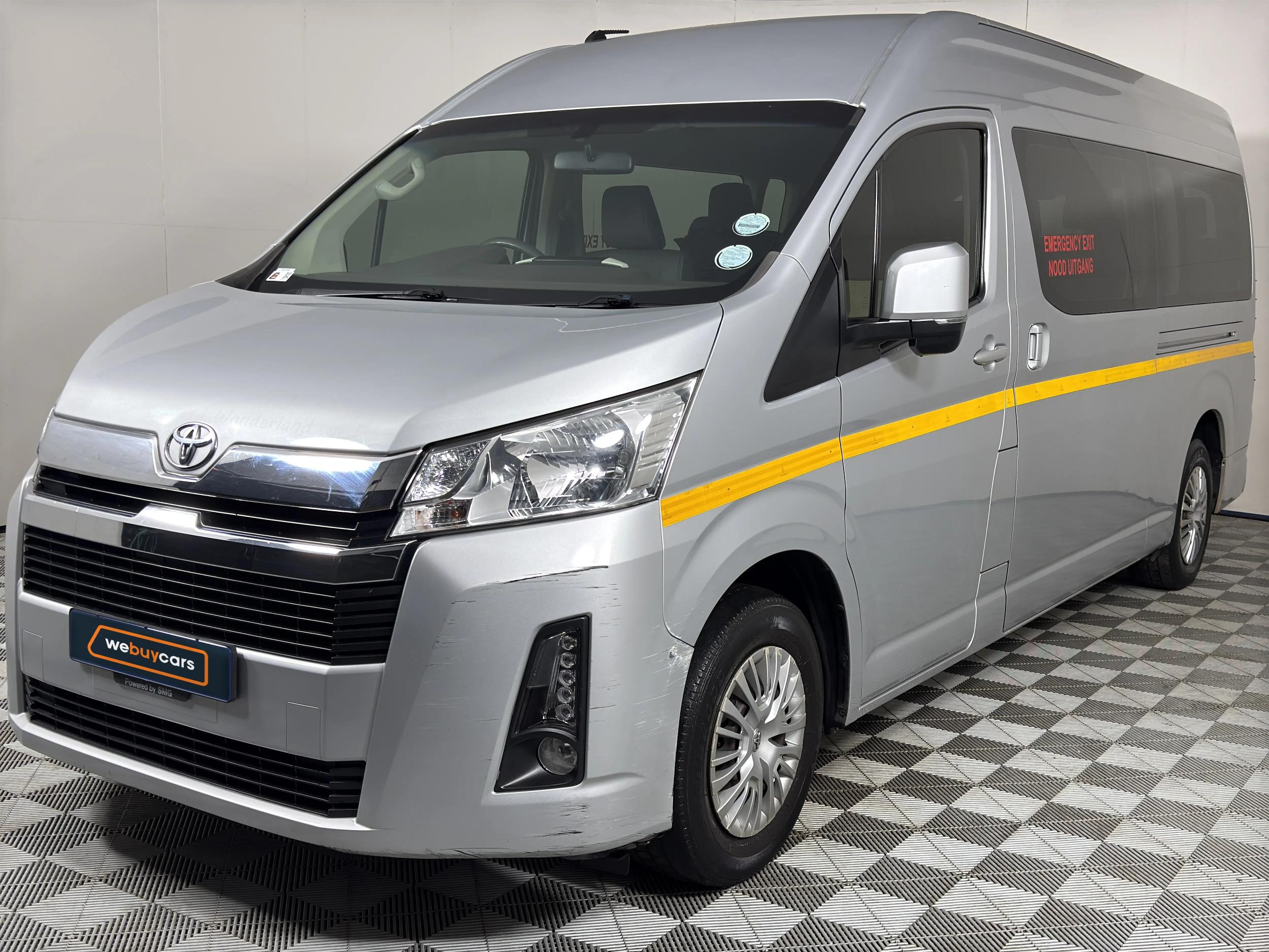 Used 2021 Toyota Quantum 2.8 SLWB bus 14-seater GL manual