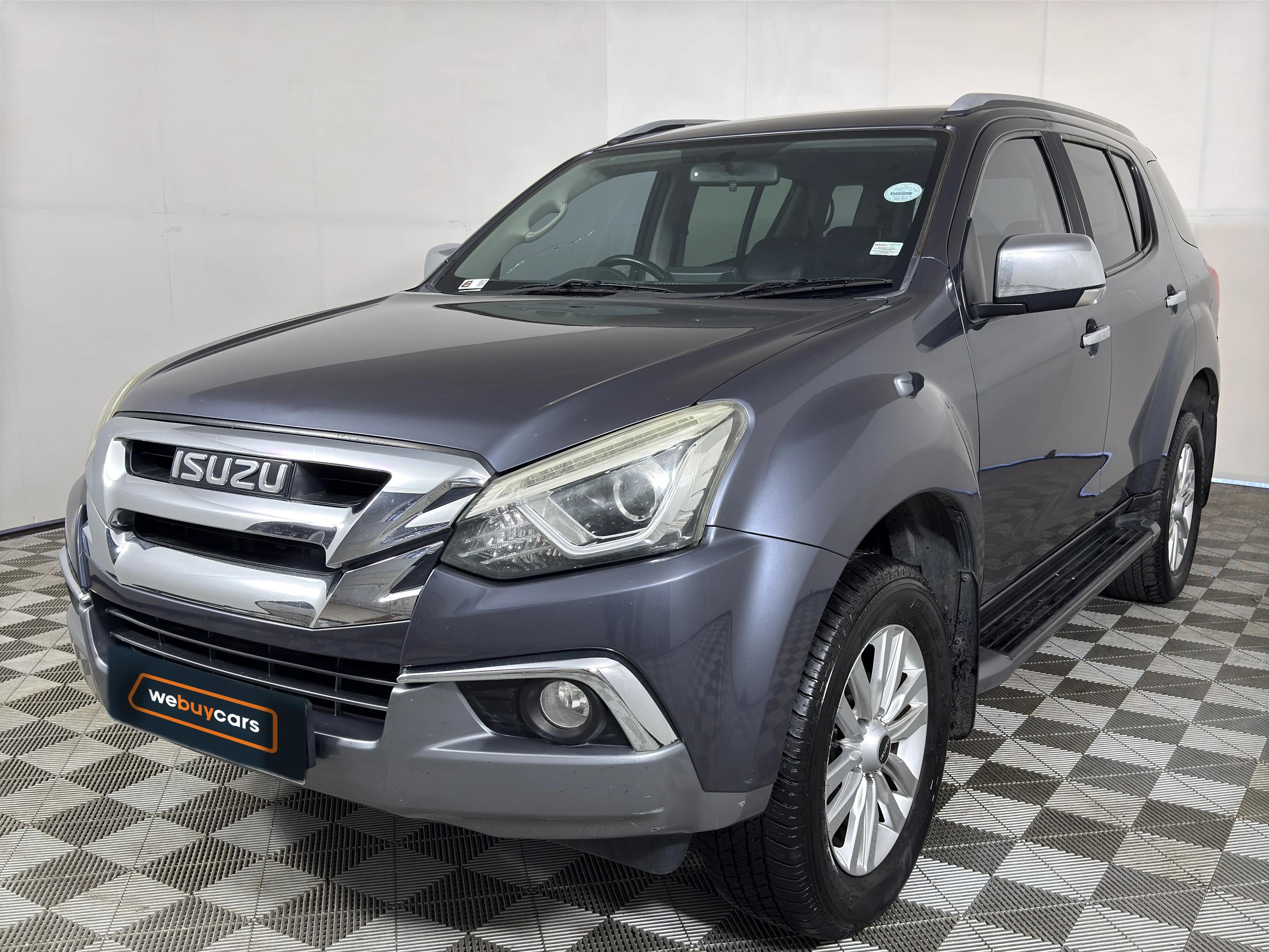 Used 2018 Isuzu mu-X 3.0
