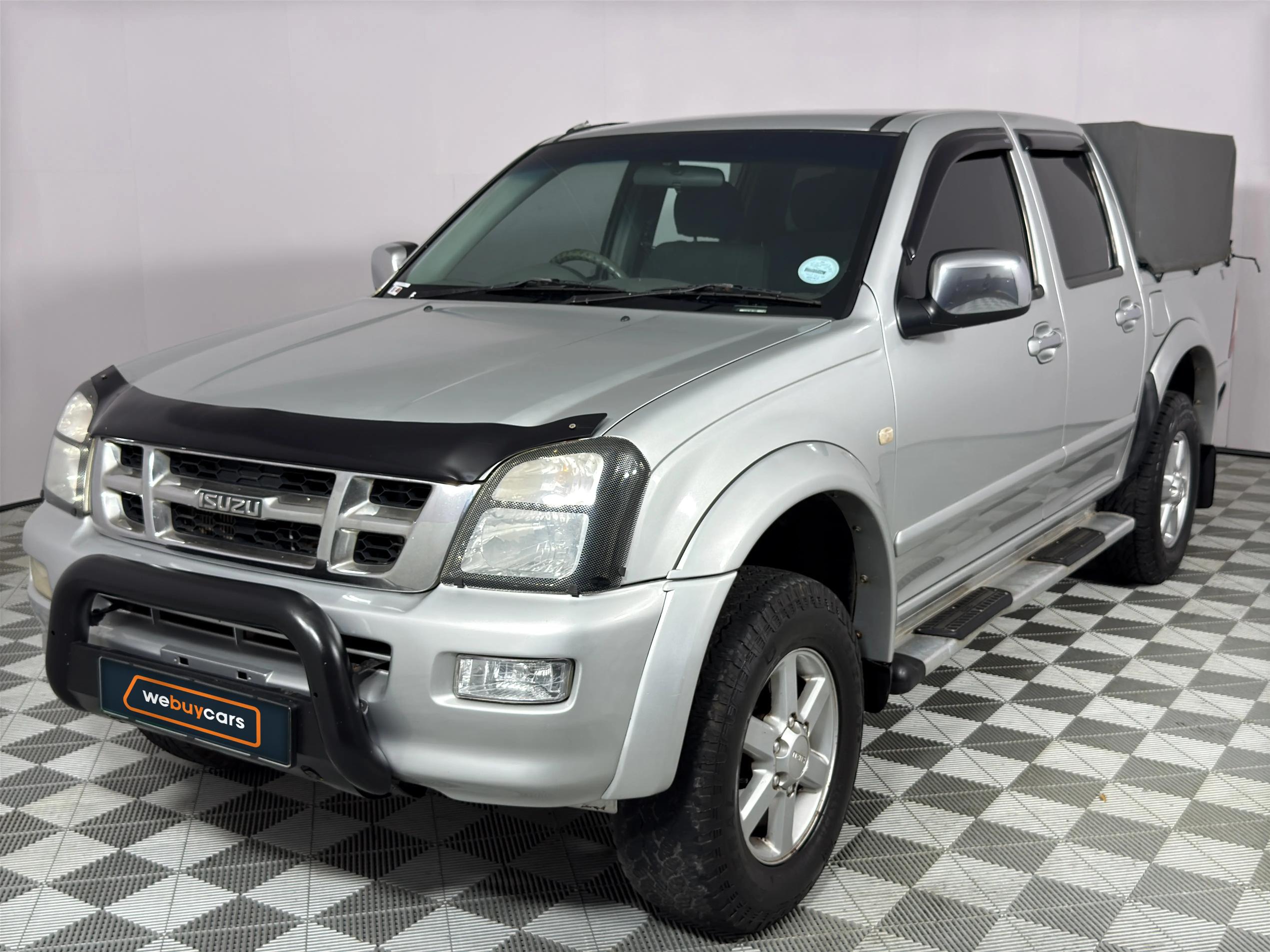 Used 2005 Isuzu KB 300TDI double cab LX
