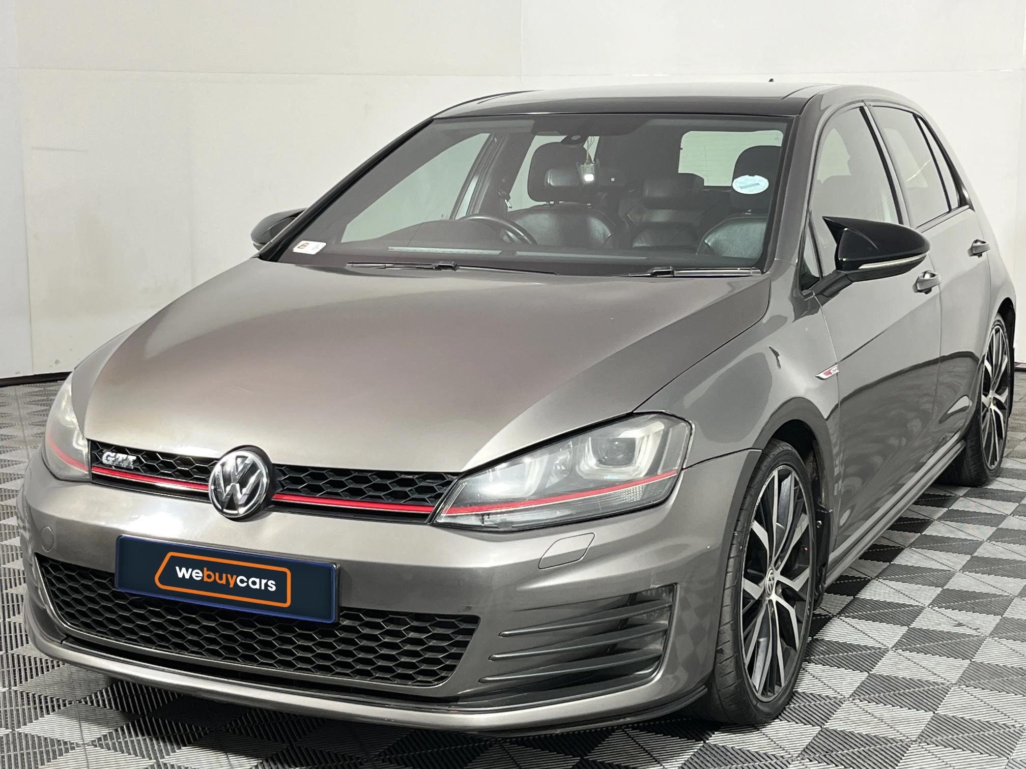 Used 2015 Volkswagen Golf GTI auto