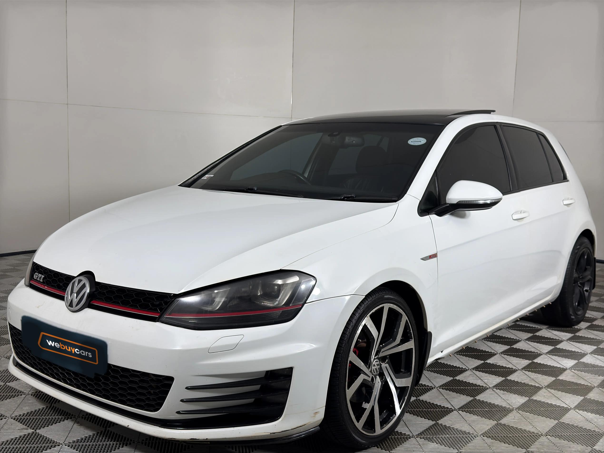 Used 2015 Volkswagen Golf GTI auto