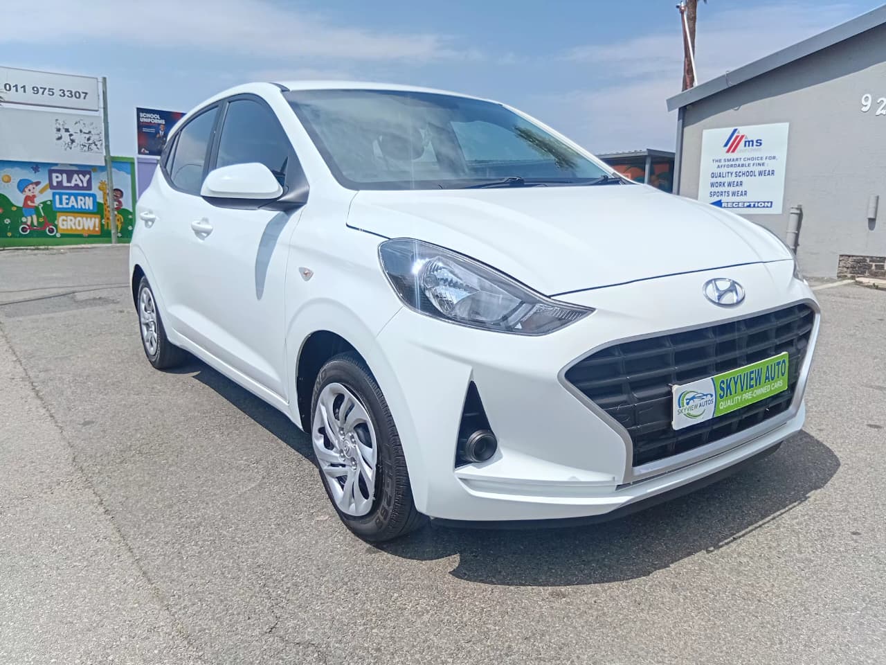 Used 2022 Hyundai Grand i10 1.0 hatch Motion manual