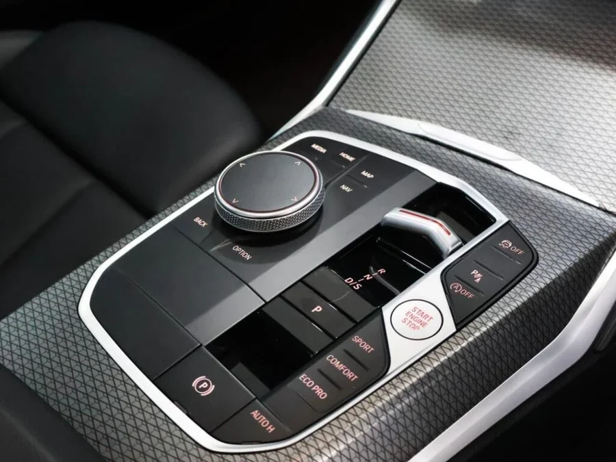 Used 2024 BMW 3 Series 320i M Sport - ICar Gezina