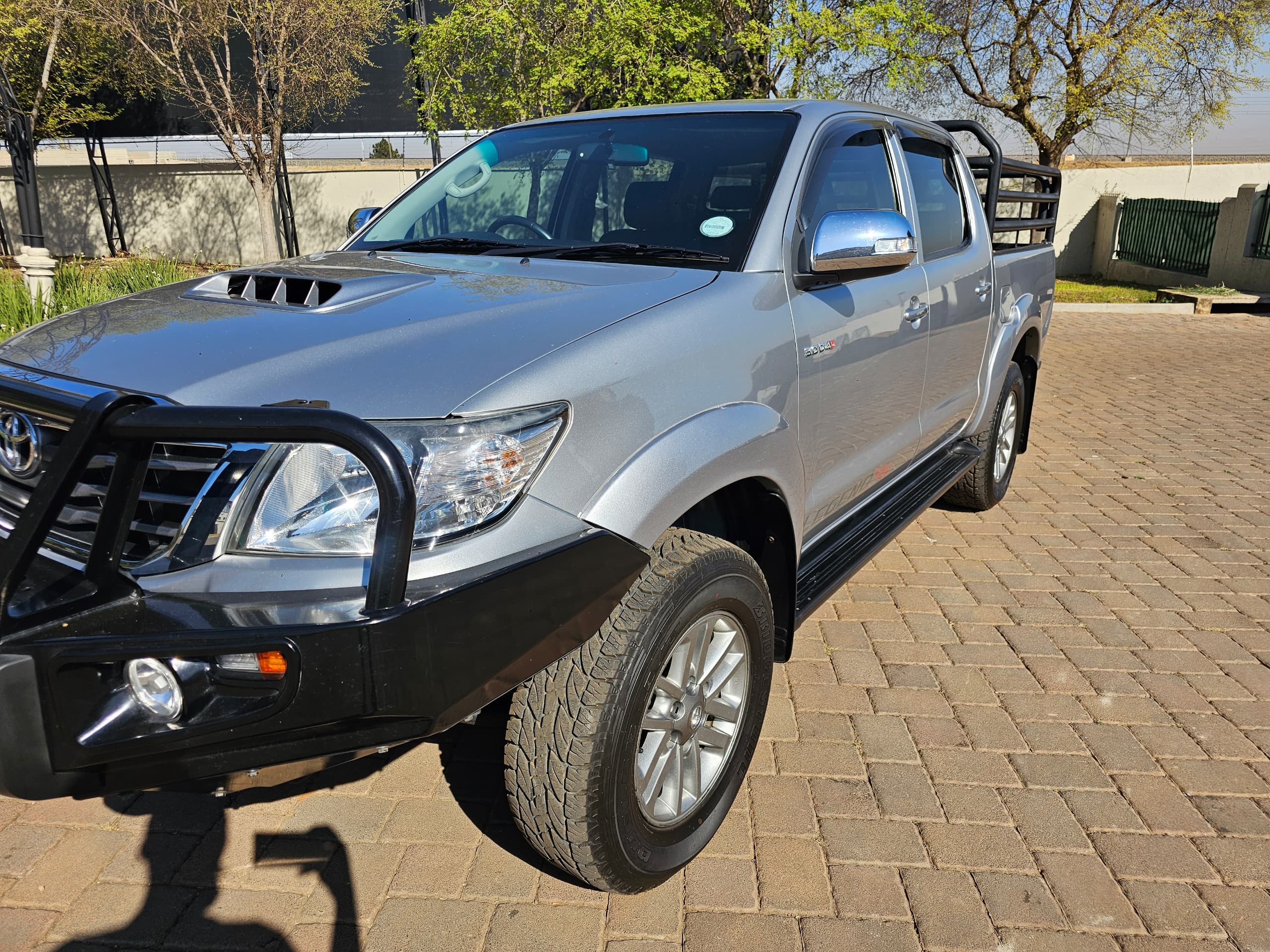Used 2012 Toyota Hilux 3.0D-4D double cab Raider Dakar edition auto