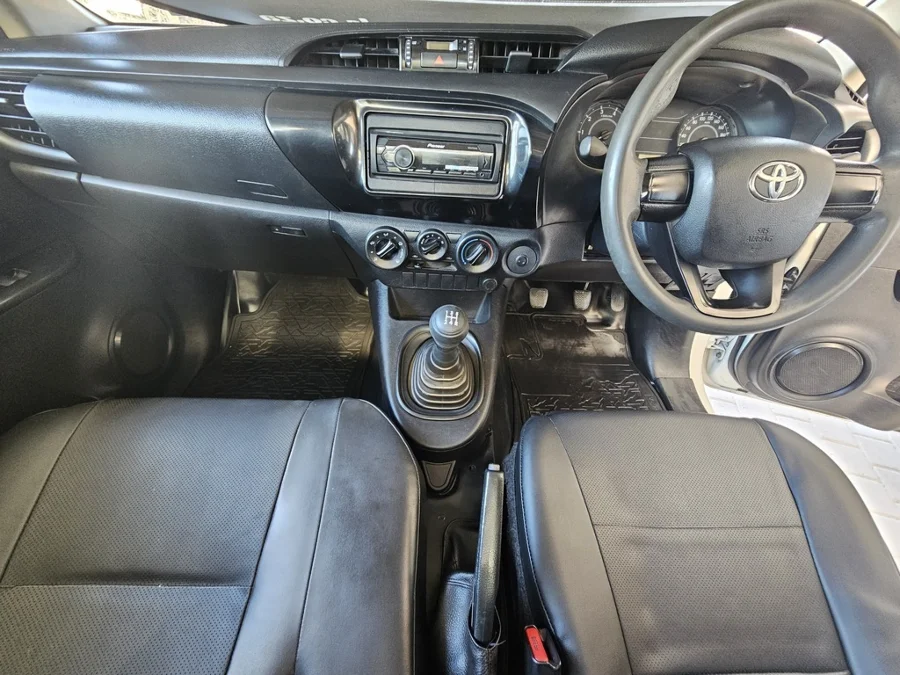 Used 2019 Toyota Hilux 2.4GD S - Deals 4 Wheels Used 2019 Toyota Hilux 2.4GD S - Deals 4 Wheels