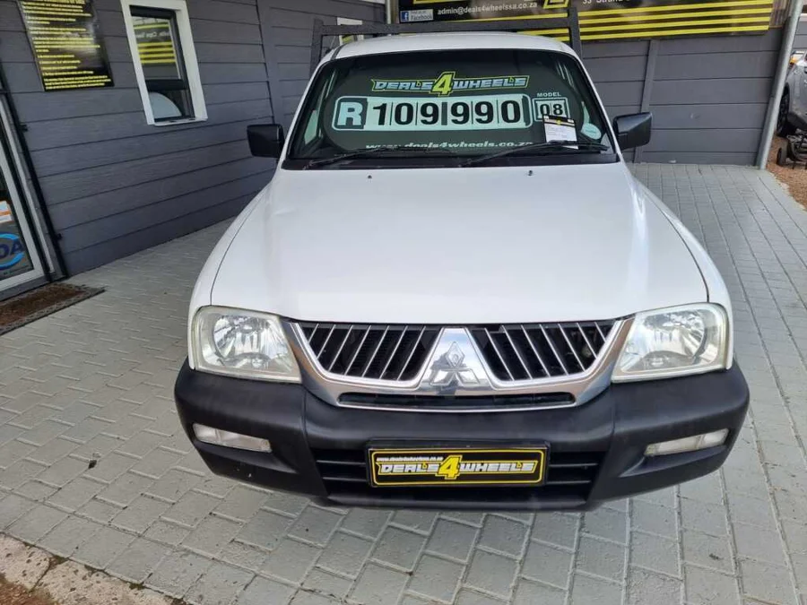 Used 2008 Mitsubishi Colt 2000 - Deals 4 Wheels Used 2008 Mitsubishi Colt 2000 - Deals 4 Wheels
