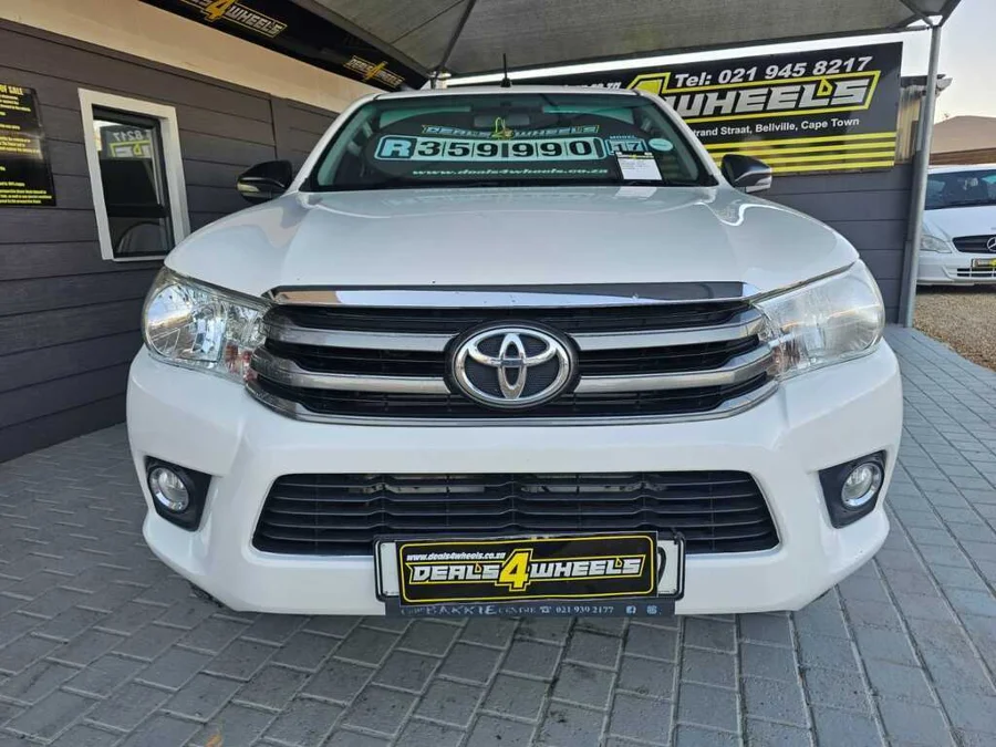 Used 2017 Toyota Hilux 2.4GD-6 double cab SRX - Deals 4 Wheels Used 2017 Toyota Hilux 2.4GD-6 double cab SRX - Deals 4 Wheels
