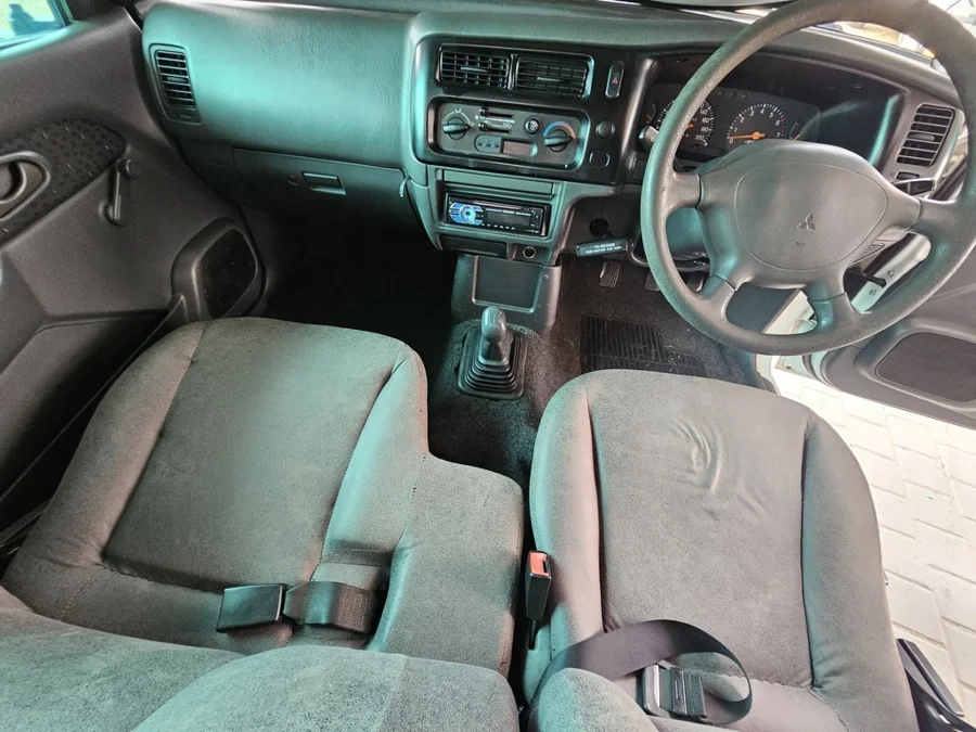 Used 2007 Mitsubishi Colt 2000 - Deals 4 Wheels Used 2007 Mitsubishi Colt 2000 - Deals 4 Wheels