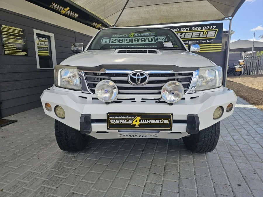 Used 2013 Toyota Hilux 3.0D-4D Xtra cab Raider Dakar edition - Deals 4 Wheels