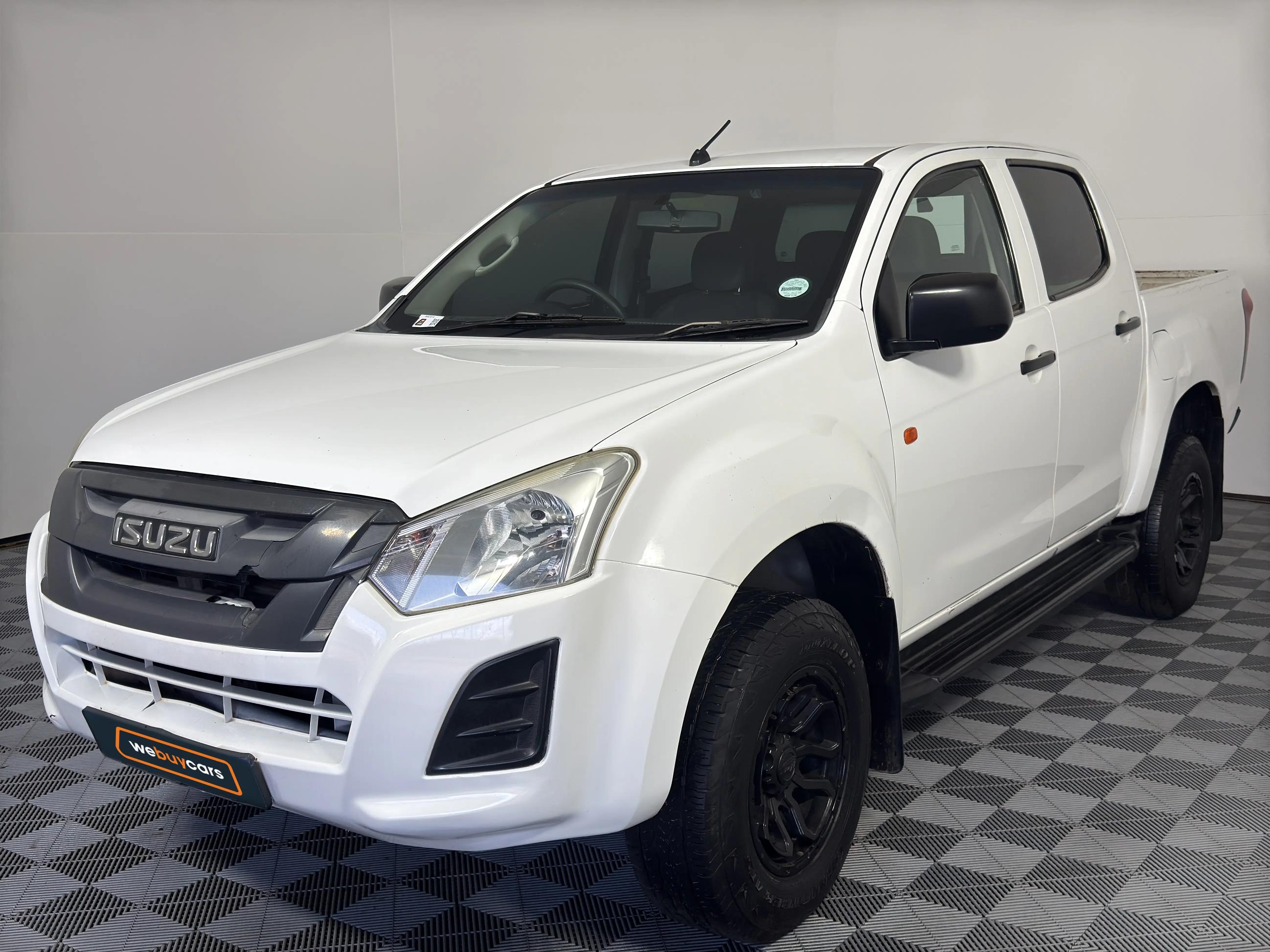 Used 2019 Isuzu D-Max Gen 6 250 double cab Hi-Ride manual