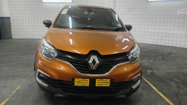 Used 2017 RENAULT CAPTUR 900T BLAZE 5DR (66KW)