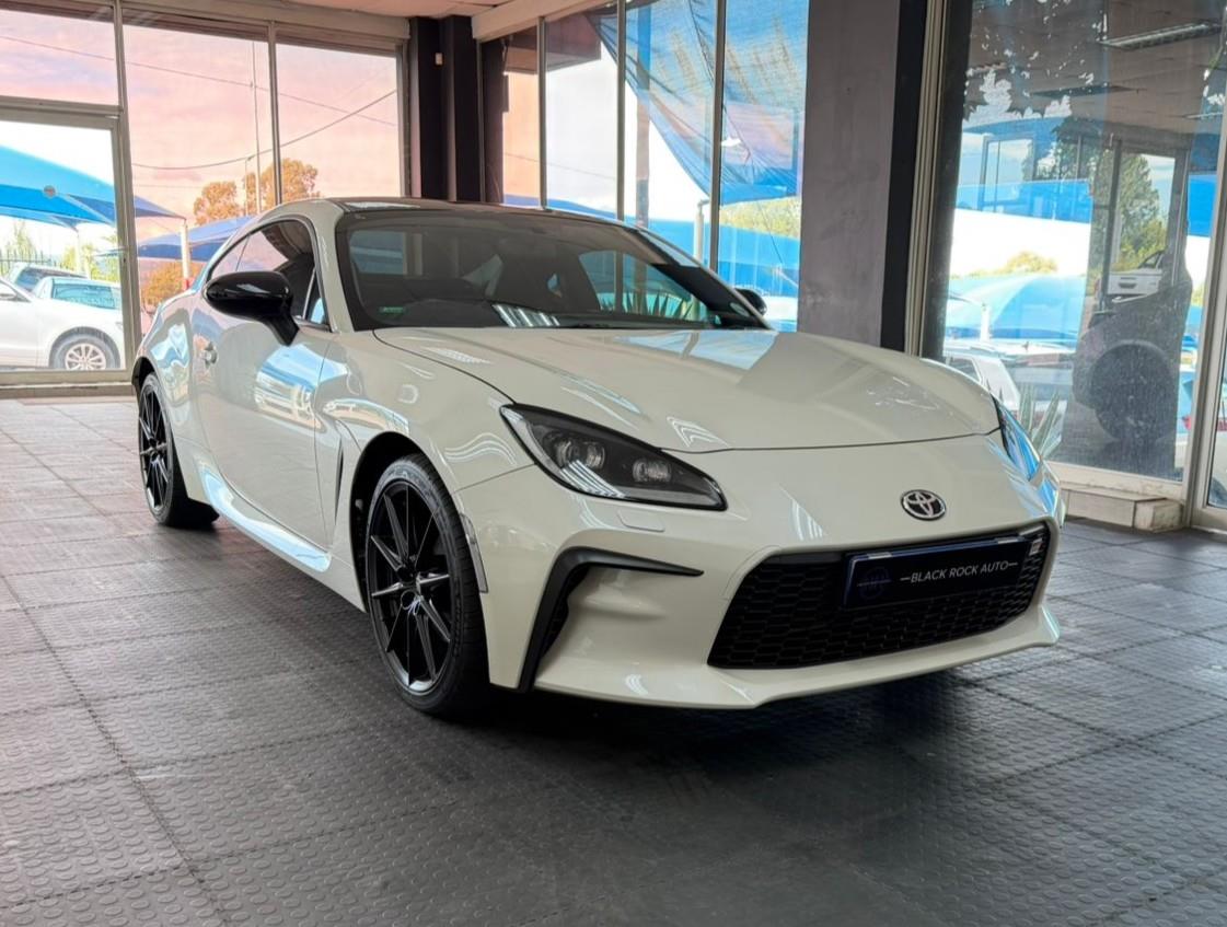 Used 2023 Toyota GR86 2.4 auto