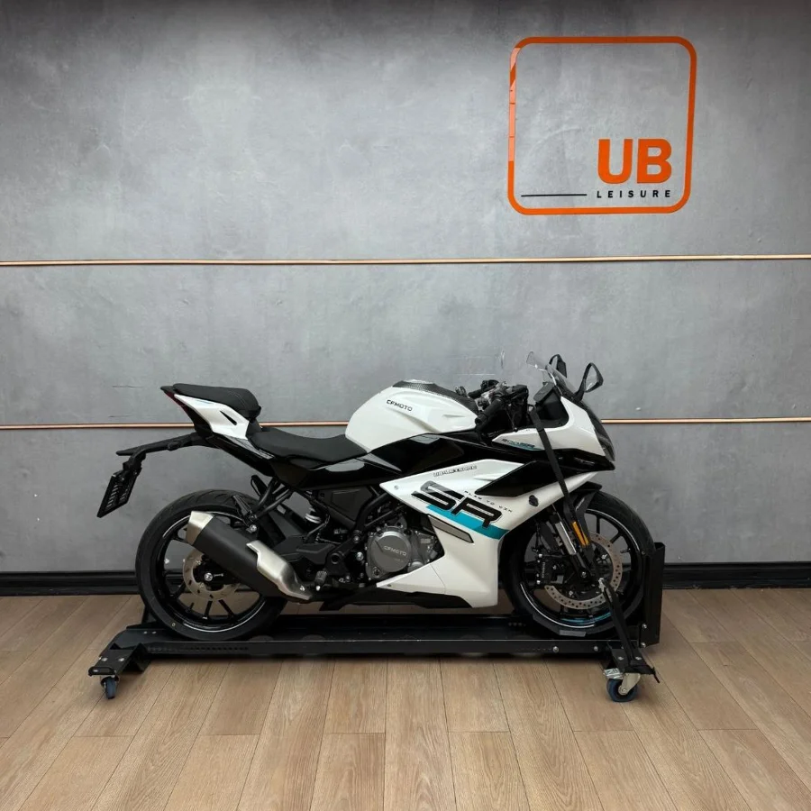 New 2025 CFMOTO 300 SR - UB Leisure