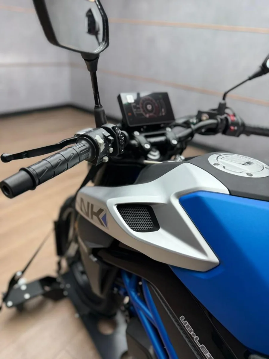 New 2025 CFMOTO 300 NK - Athens Blue - UB Leisure New 2025 CFMOTO 300 NK - Athens Blue - UB Leisure