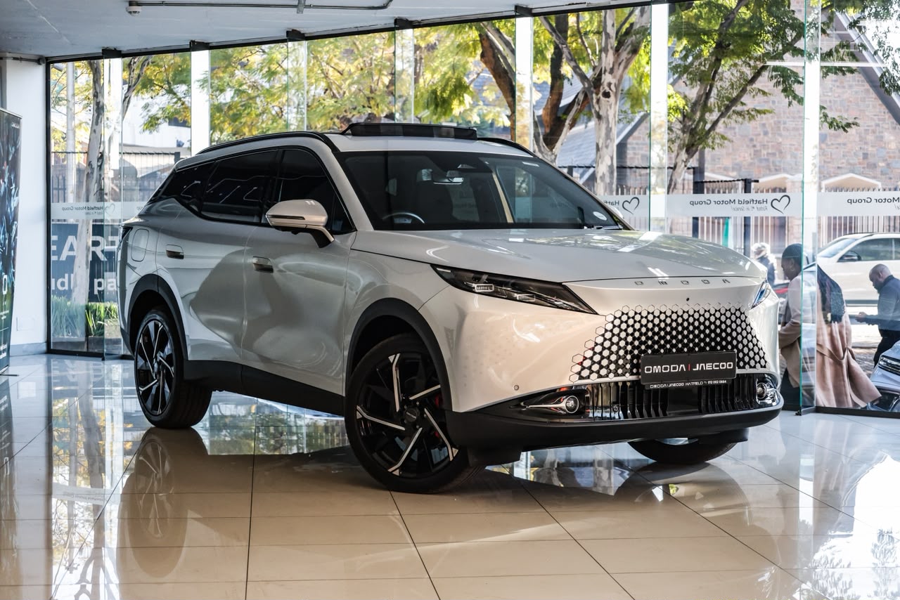 New 2026 Omoda C7 1.5T SHS PHEV