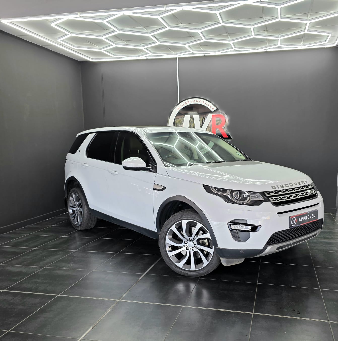 Used 2018 Land Rover Discovery Sport HSE TD4