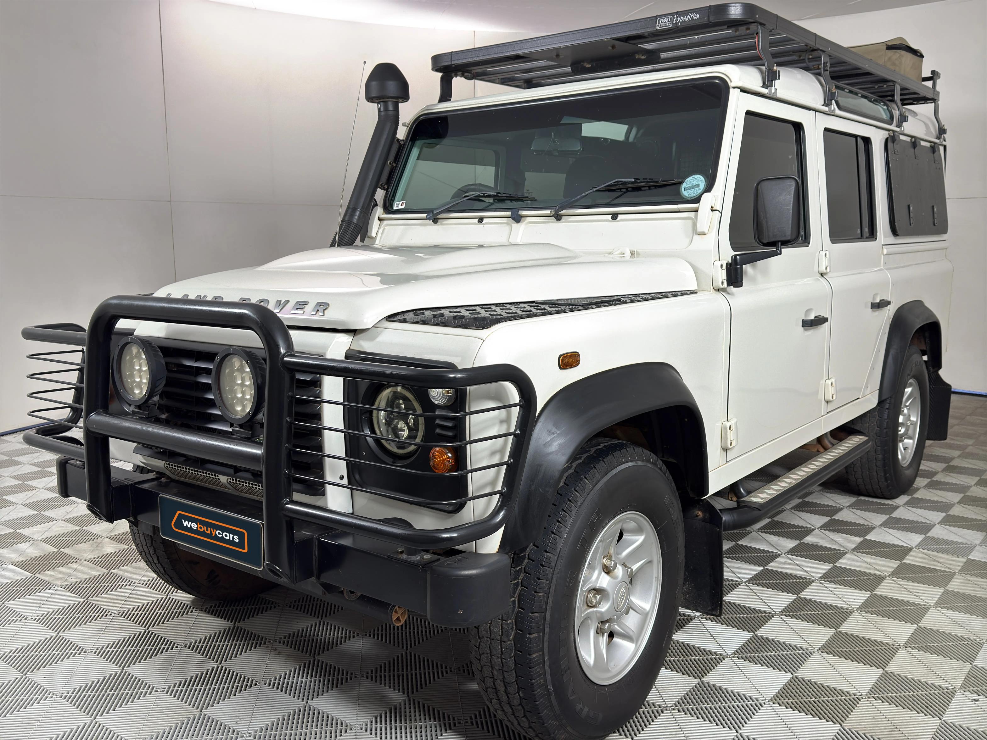 Used 2009 Land Rover Defender 110 TD multi-purpose