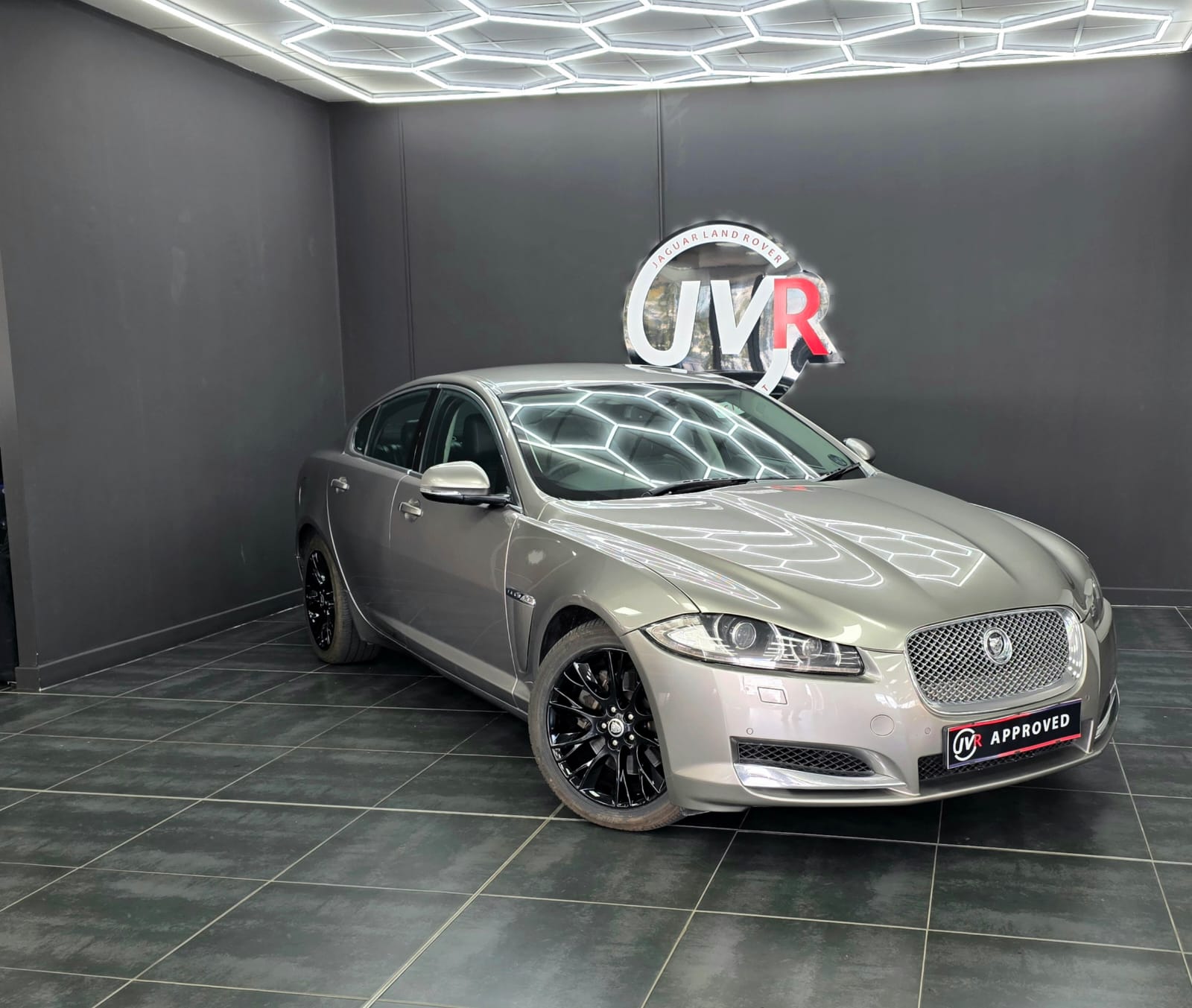 Used 2013 Jaguar XF 2.2D Premium Luxury