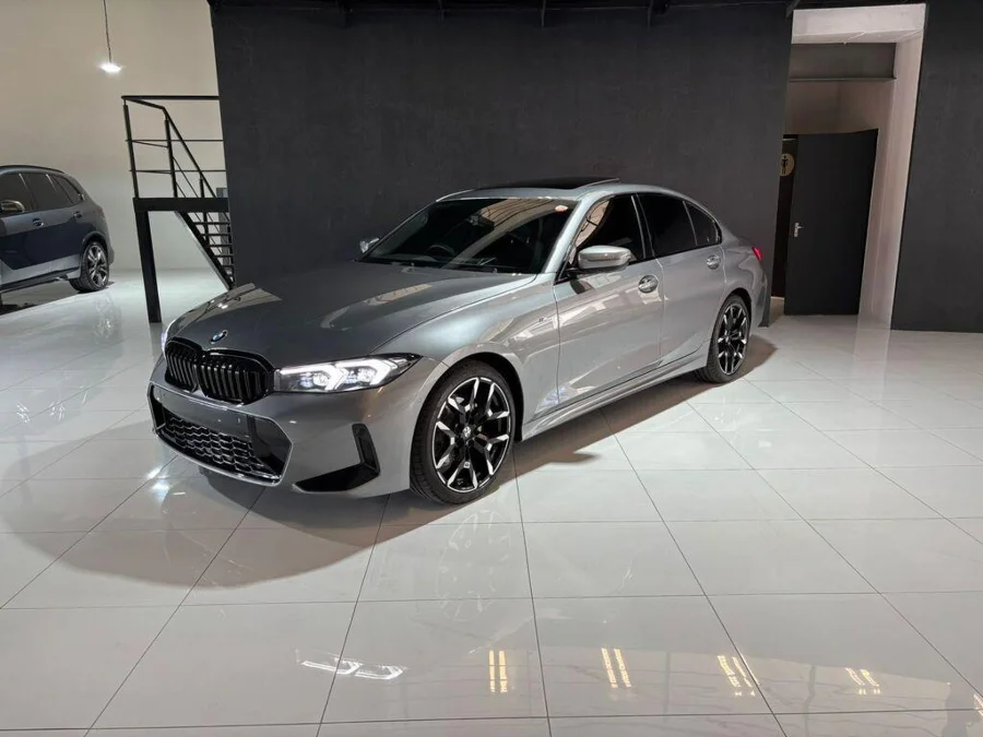 Used 2025 BMW 3 Series 320i - Avari Cars Used 2025 BMW 3 Series 320i - Avari Cars