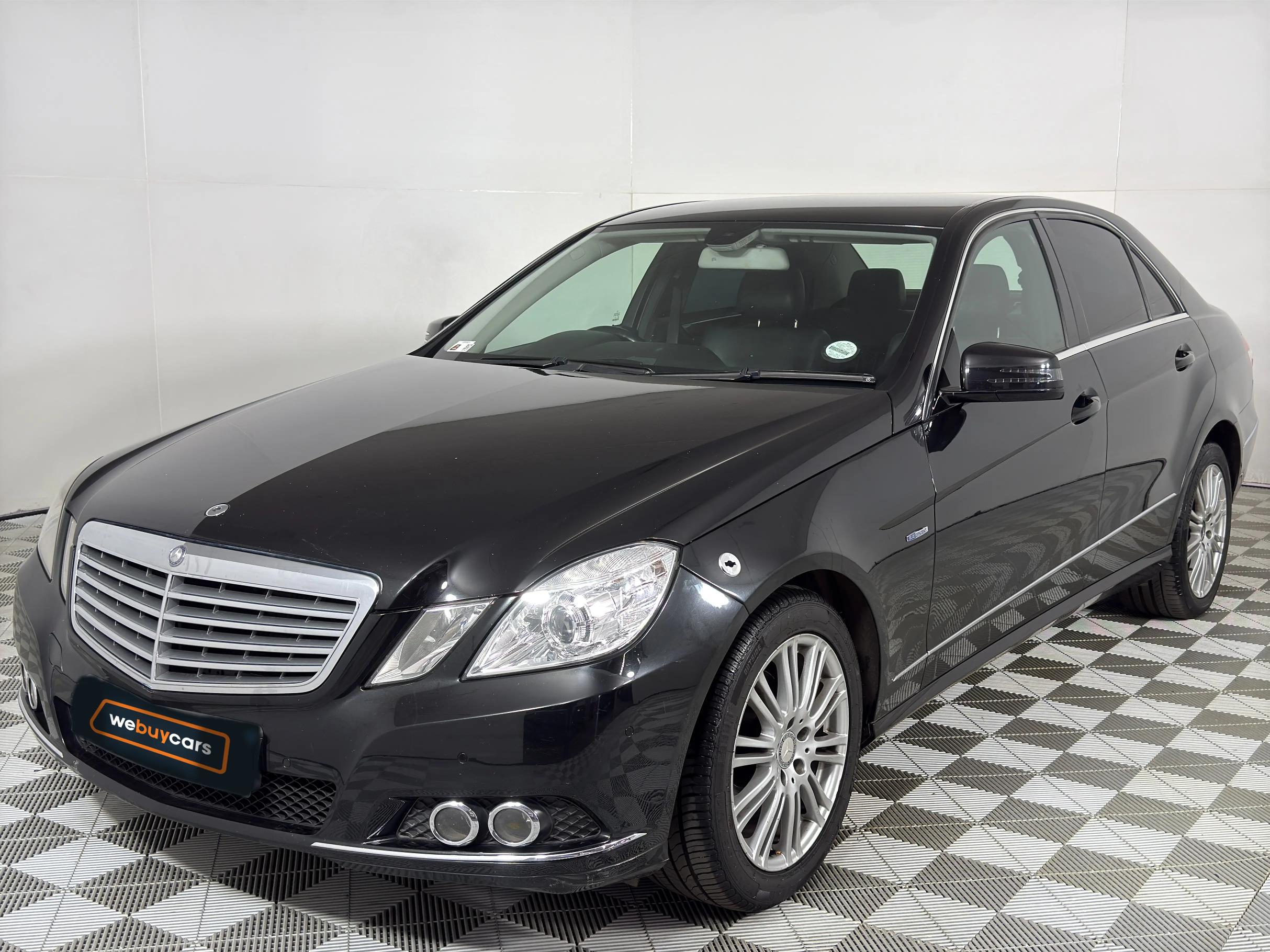 Used 2010 Mercedes-Benz E-Class E200CGI Elegance