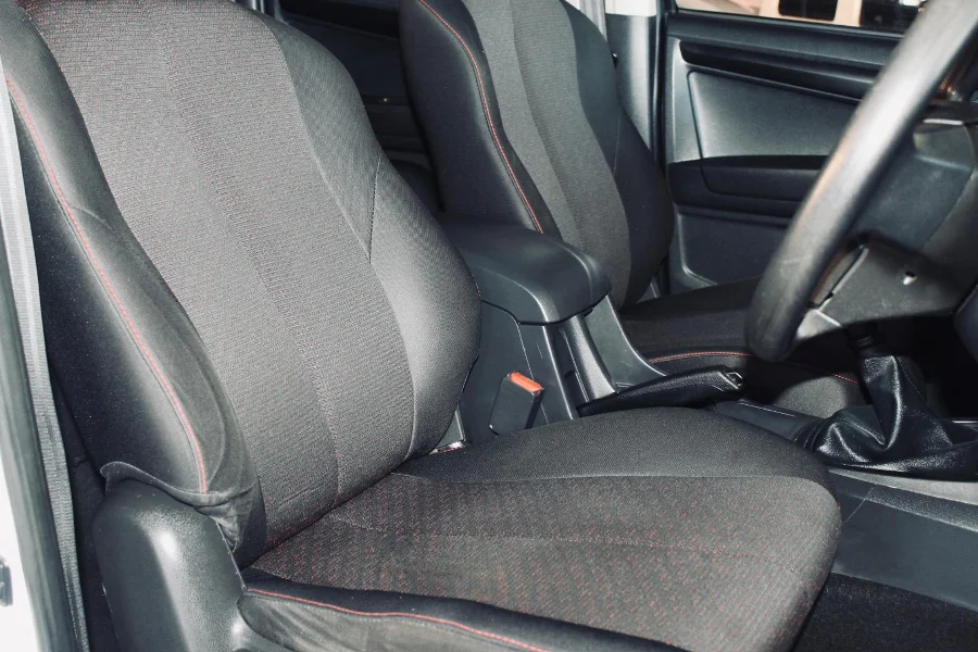 Used 2021 Isuzu D-Max Gen 6 250 double cab Hi-Ride manual - Midcity Motors Klerksdorp Used 2021 Isuzu D-Max Gen 6 250 double cab Hi-Ride manual - Midcity Motors Klerksdorp