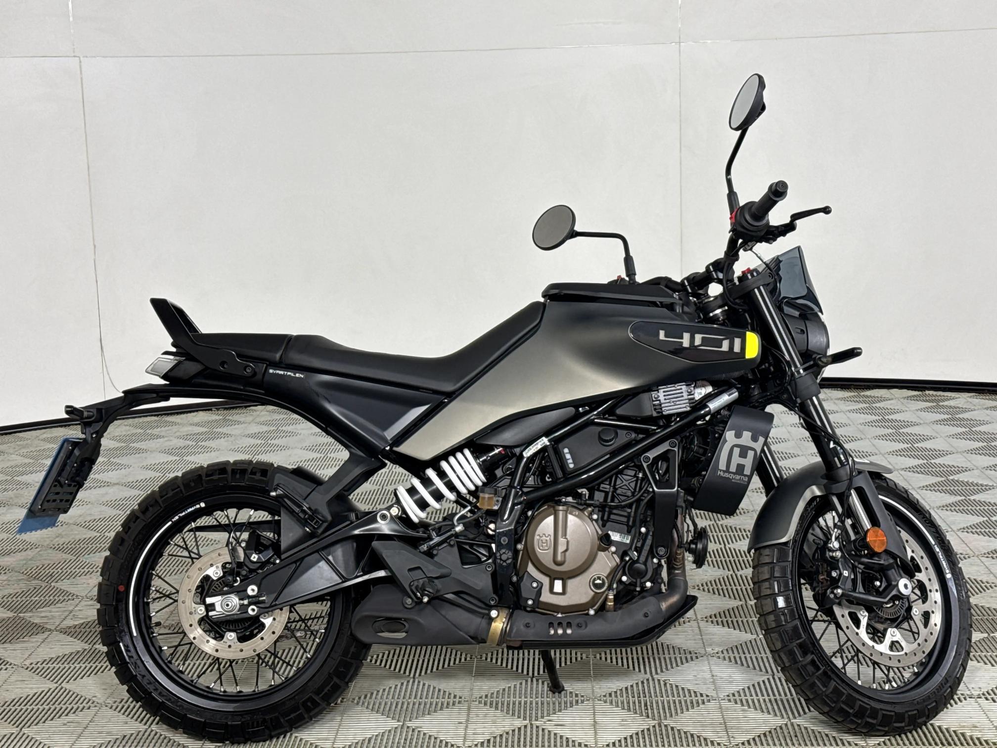 Used 2026 Husqvarna TE 401 Vitpilen