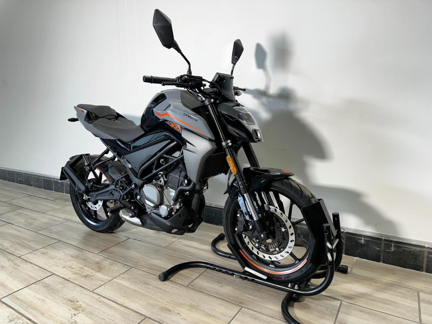 New 2026 CFMOTO 300-NK Nebula Black