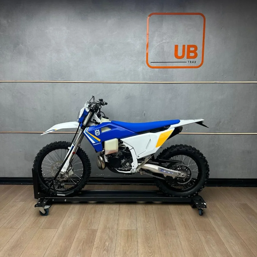 New 2025 Husqvarna TE 300 HERITAGE - UB Leisure New 2025 Husqvarna TE 300 HERITAGE - UB Leisure
