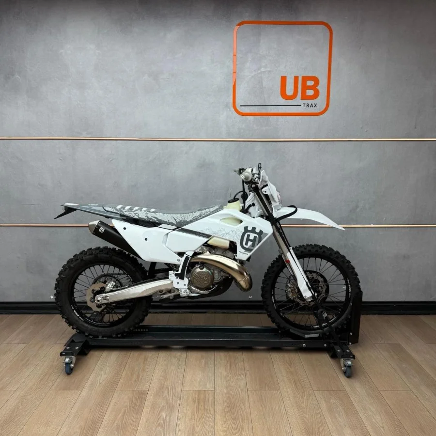 New 2025 Husqvarna TE 300 PRO - UB Leisure New 2025 Husqvarna TE 300 PRO - UB Leisure