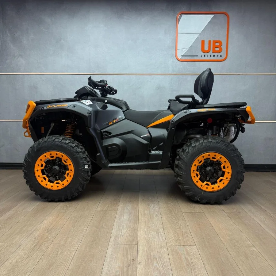 New 2025 Can-Am Outlander MAX XT-P 1000R V-Twin EFI - Mineral Gret & Orange - UB Leisure New 2025 Can-Am Outlander MAX XT-P 1000R V-Twin EFI - Mineral Gret & Orange - UB Leisure