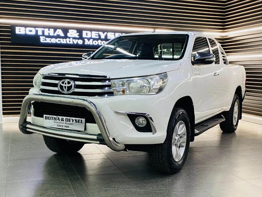Used 2017 Toyota Hilux 2.8GD-6 Xtra cab Raider Dakar - BOTHA AND DEYSEL EXECUTIVE MOTORS