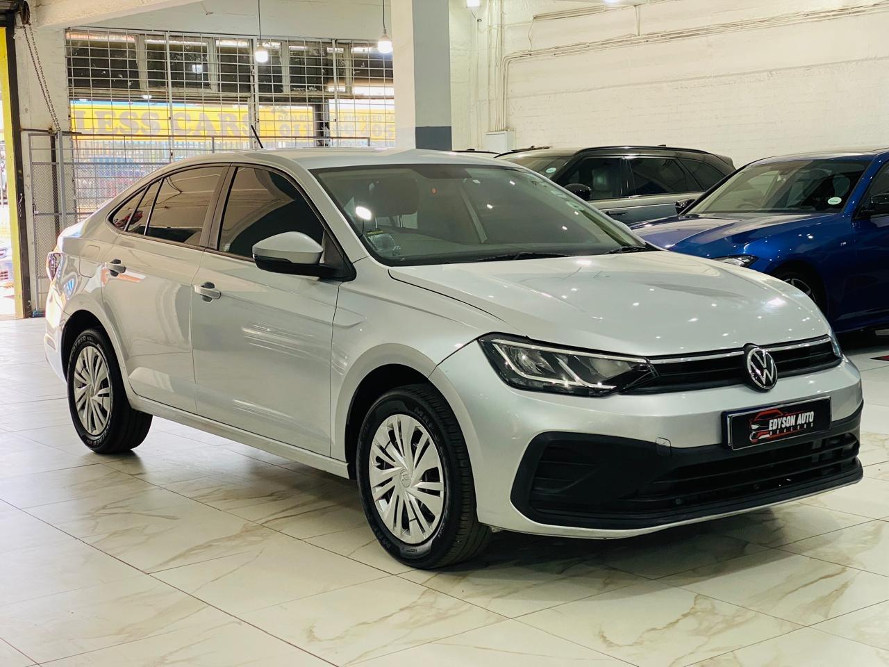 Used 2024 Volkswagen Polo sedan 1.6 Life manual